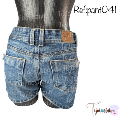 Short de jeans bordado a mano flores frontales