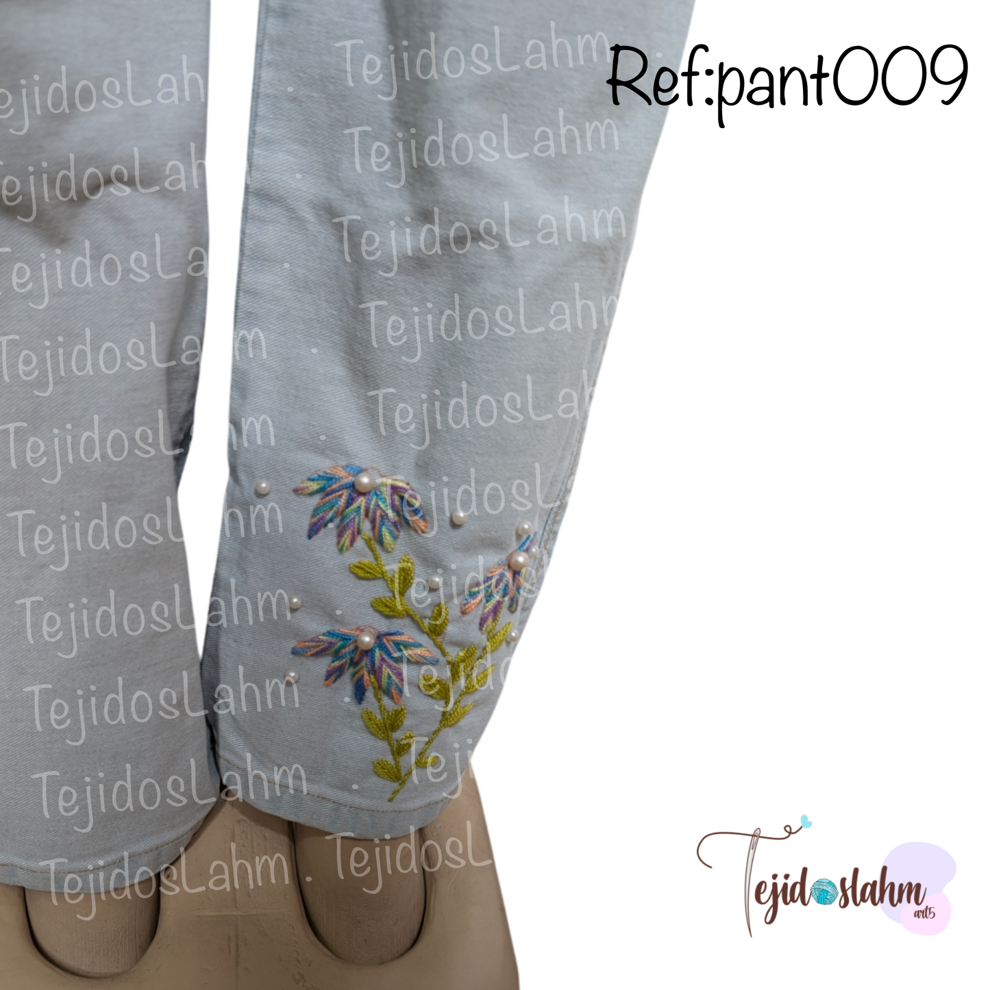 Pantalón de jeans flores ramitos bordado