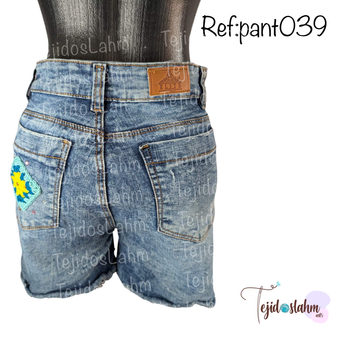 Short de jeans bordado a mano flores perlas