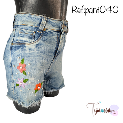 Short de jeans bordado a mano flores naranja cuadro en bolsilo