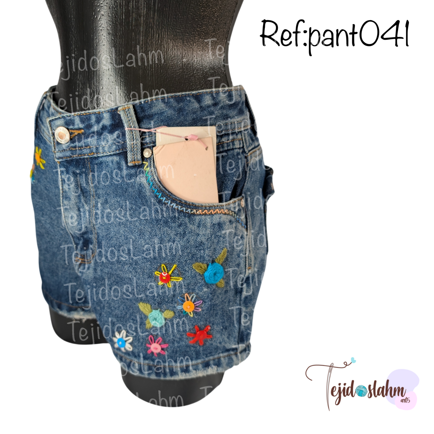 Short de jeans bordado a mano flores frontales