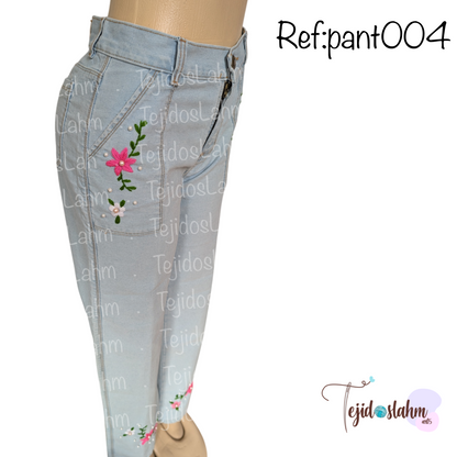 Pantalón de jeans flores magenta bordado